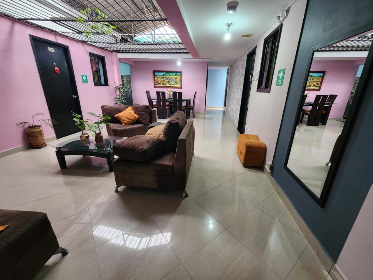 Hotel Laureles Home Medellin Exterior photo