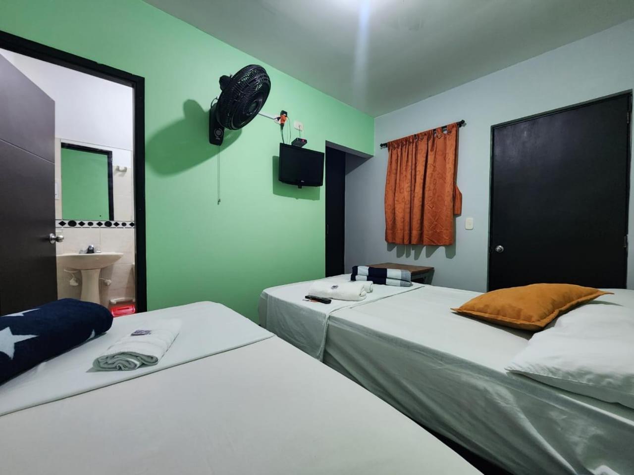 Hotel Laureles Home Medellin Exterior photo
