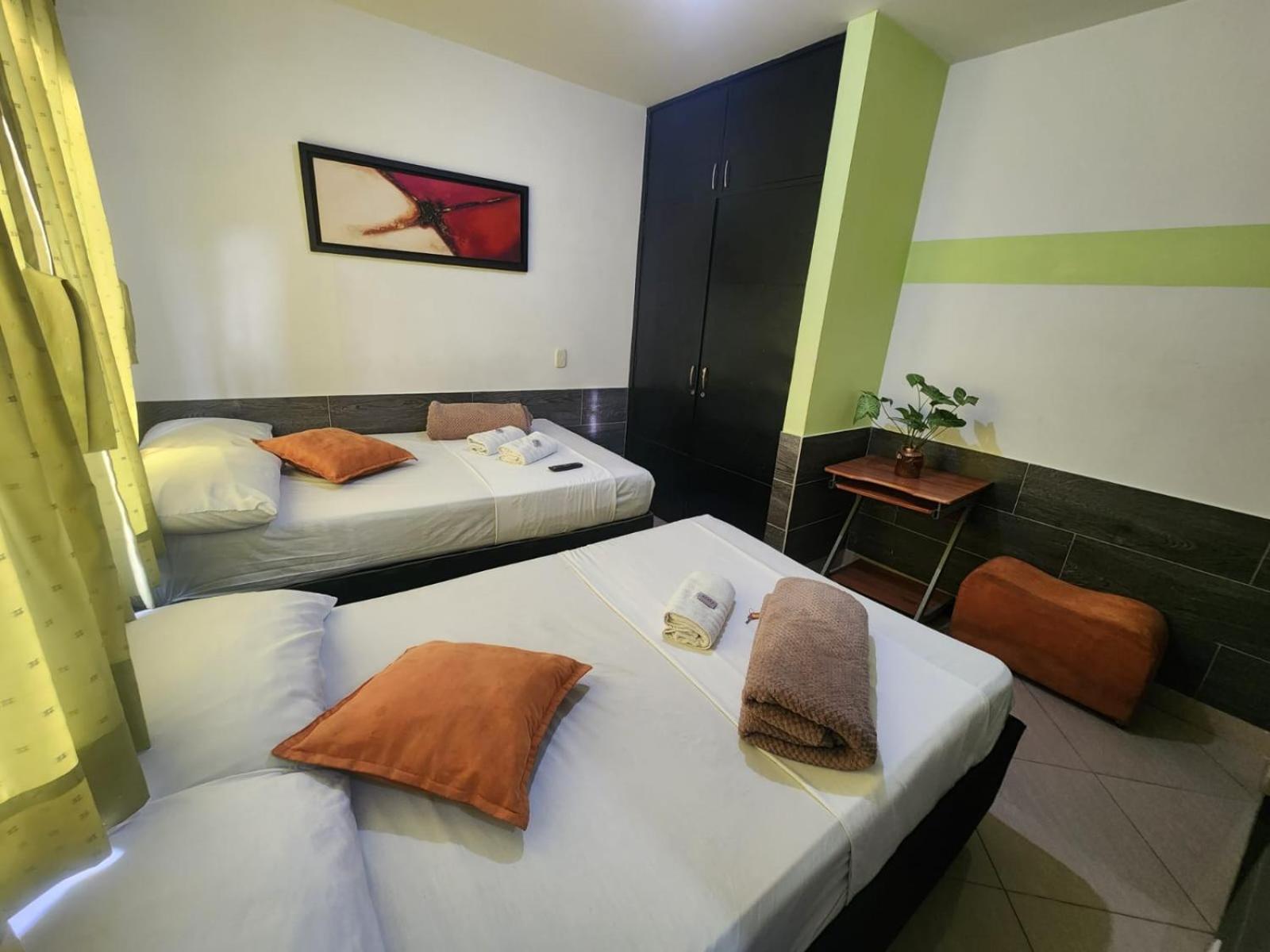 Hotel Laureles Home Medellin Exterior photo