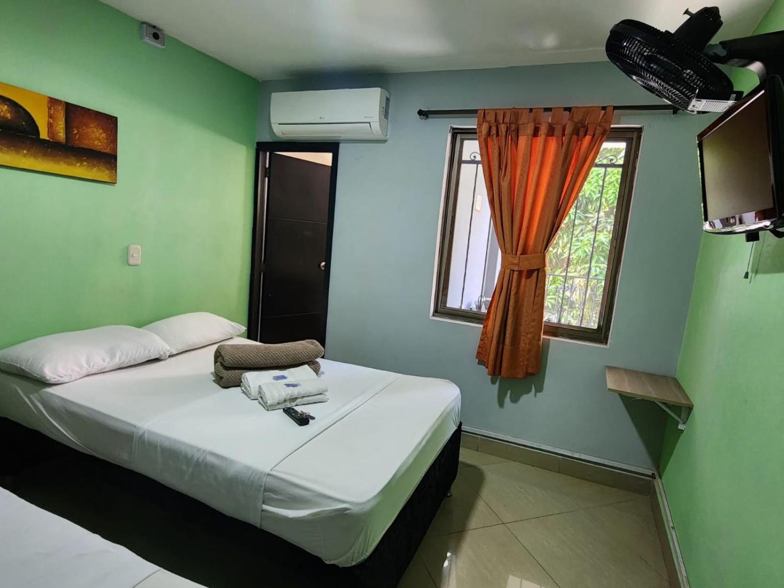 Hotel Laureles Home Medellin Exterior photo